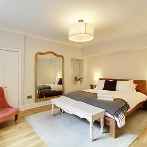 The Nook With Parking Harrogate
