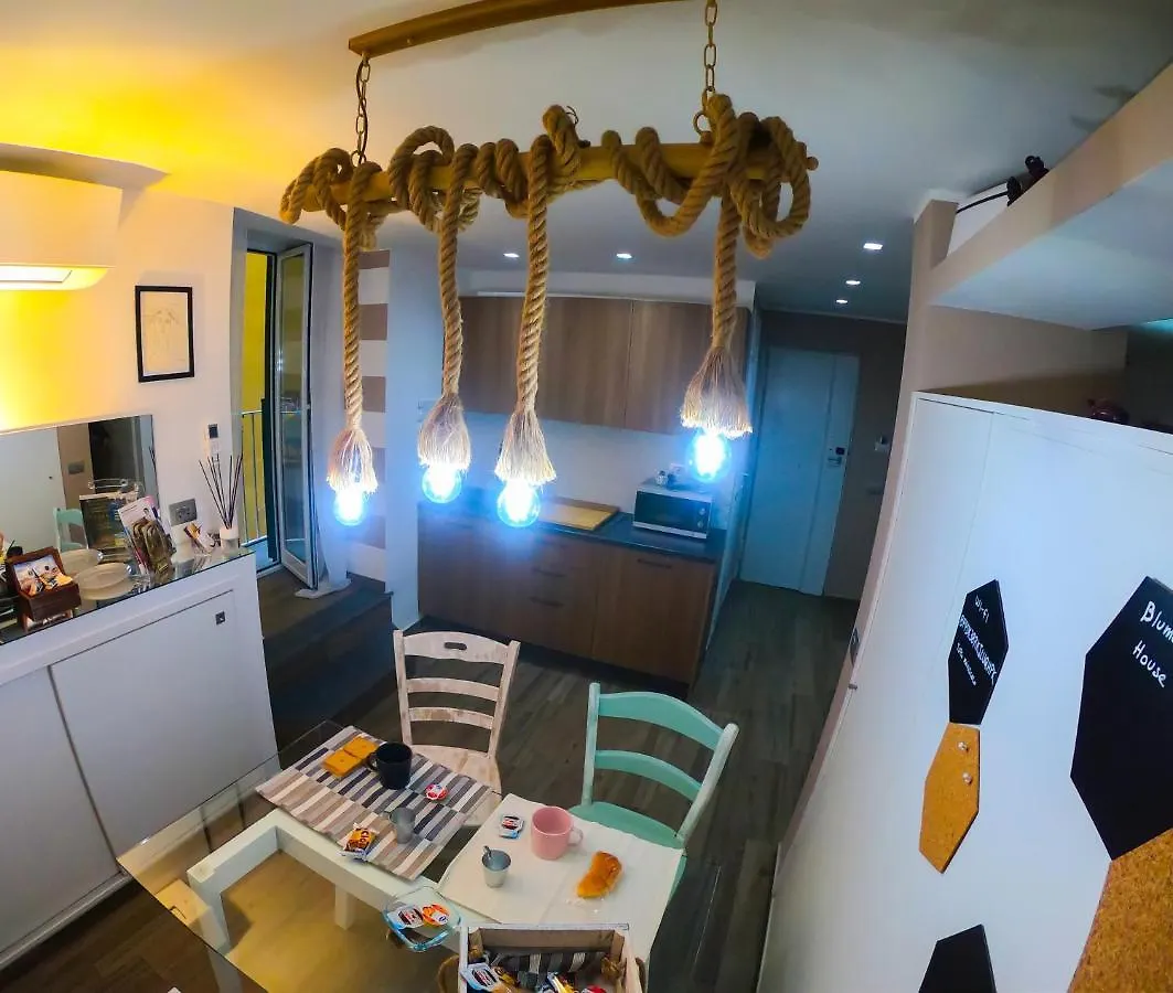 Blumon House Apartment Naples Italy